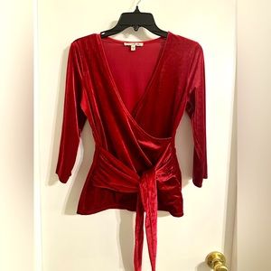 Express One Eleven Burgundy Red Velvet Ribbed
Tie Wrap Shirt- SMALL